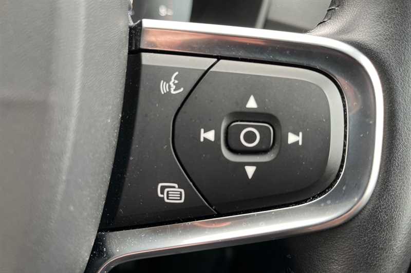Used Volvo XC40 2020 for sale - 76088249: Photo 22