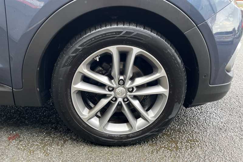 Used Hyundai Santa Fe 2016 for sale - 76955806: Photo 9