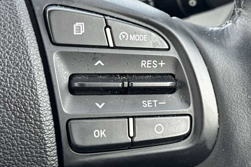 Used Hyundai i10 2023 for sale - 77085056: Photo 22