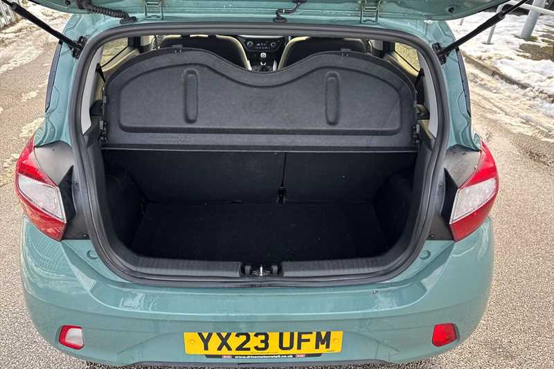 Used Hyundai i10 2023 for sale - 77085056: Photo 25