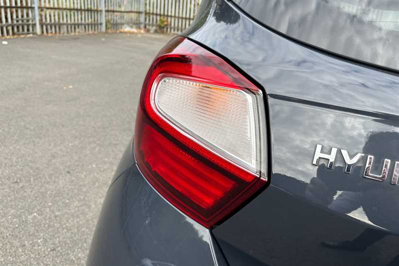 Used Hyundai i10 2022 for sale - 77374766: Photo 31