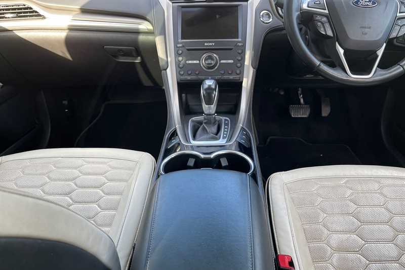 Used Ford Mondeo 2016 for sale - 76939647: Photo 14