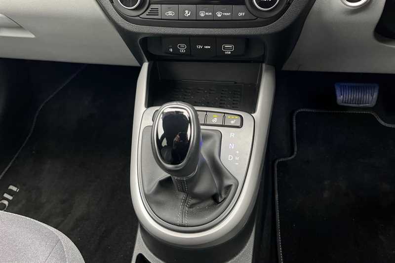 Used Hyundai i10 2023 for sale - 76978130: Photo 14