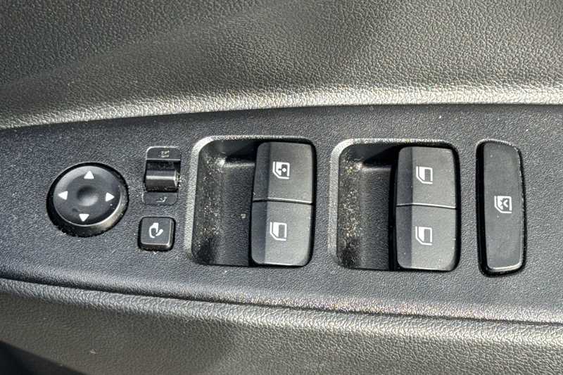 Used Hyundai i10 2023 for sale - 75981528: Photo 16