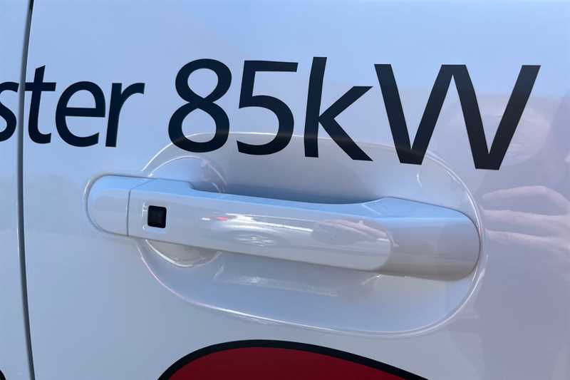 Vehicle 33