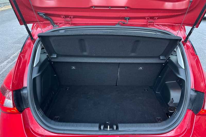 Used Hyundai i20 2021 for sale - 77788095: Photo 25