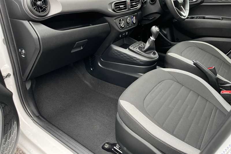 Used Hyundai i10 2024 for sale - 76529485: Photo 40