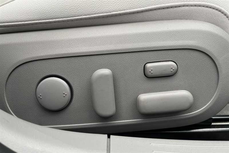 Used Hyundai IONIQ 6 2025 for sale - 76746842: Photo 26