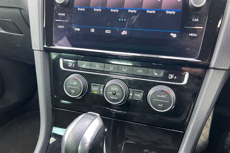 Used Volkswagen Golf 2019 for sale - 77700041: Photo 15