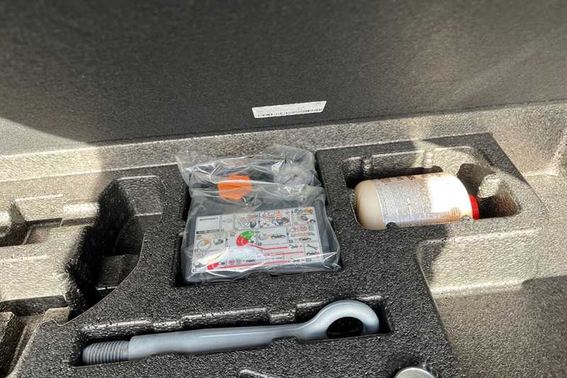 Used Jaguar E-Pace 2017 for sale - 77402760: Photo 37