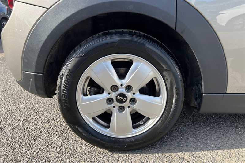 Used MINI Hatch 2019 for sale - 78175152: Photo 11