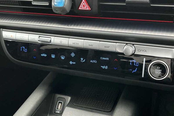 Used Hyundai IONIQ 6 2024 for sale - 75610923: Photo 15