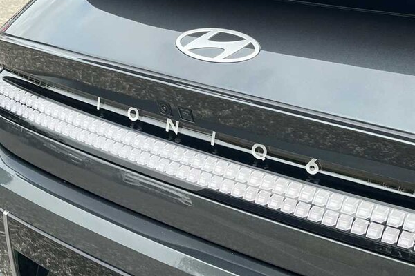 Used Hyundai IONIQ 6 2024 for sale - 75610923: Photo 32