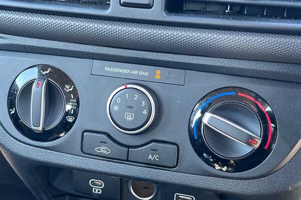 Used Hyundai i10 2024 for sale - 76176482: Photo 15