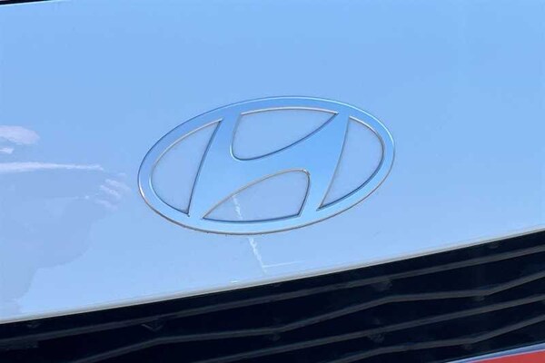 Used Hyundai i10 2024 for sale - 76176482: Photo 30