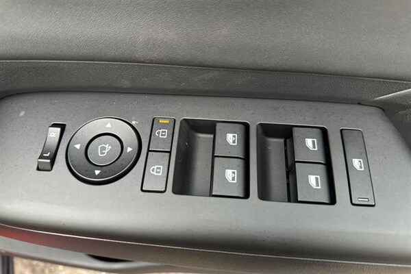 Used Hyundai KONA 2025 for sale - 74922692: Photo 16