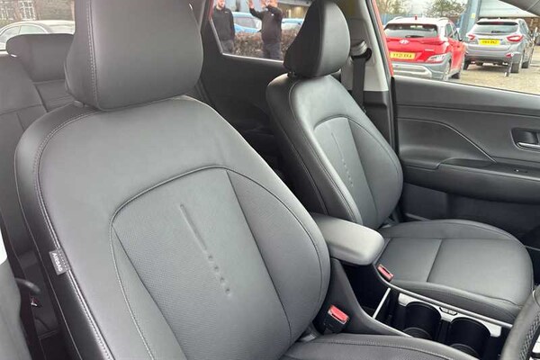 Used Hyundai KONA 2025 for sale - 74922692: Photo 23