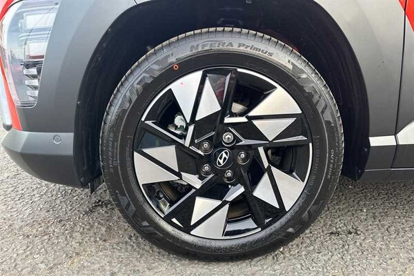 Used Hyundai KONA 2025 for sale - 74922692: Photo 9