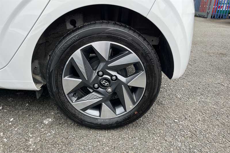 Used Hyundai i10 2024 for sale - 76516801: Photo 11