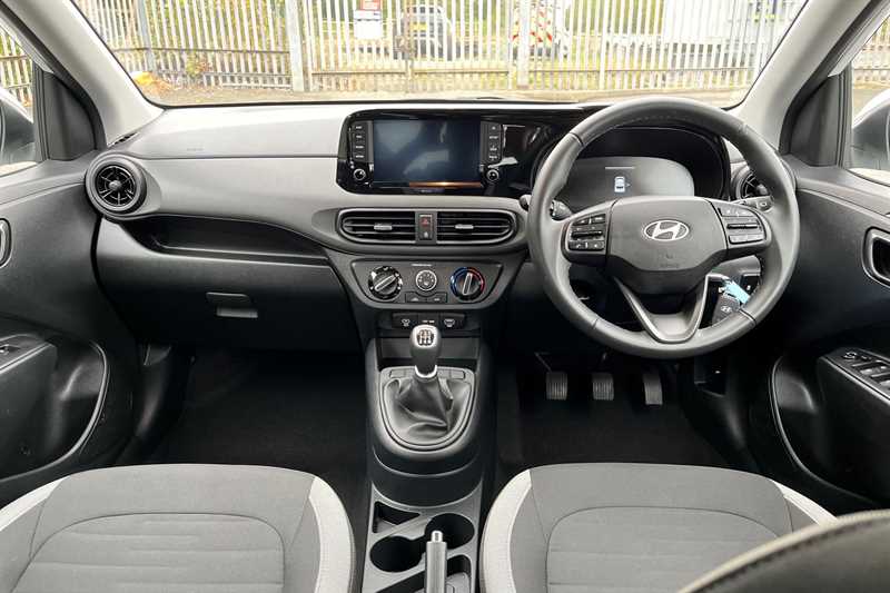 Used Hyundai i10 2024 for sale - 76516801: Photo 13