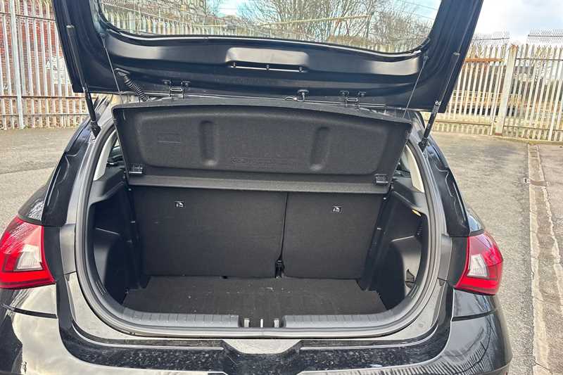 Used Hyundai i20 2024 for sale - 77416098: Photo 25