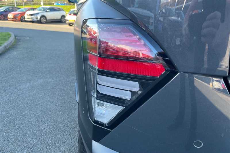 Used Hyundai KONA 2023 for sale - 76806799: Photo 31