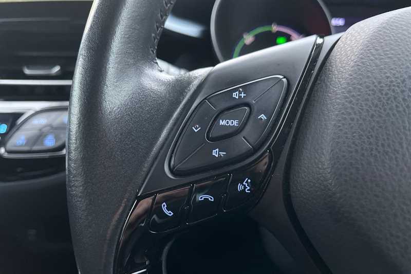 Used Toyota C-HR 2020 for sale - 77309925: Photo 21