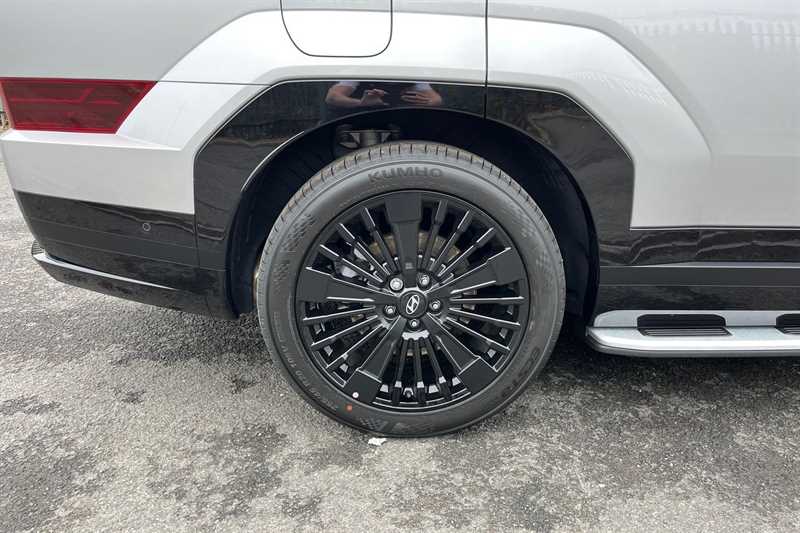 Used Hyundai Santa Fe 2025 for sale - 77402334: Photo 10