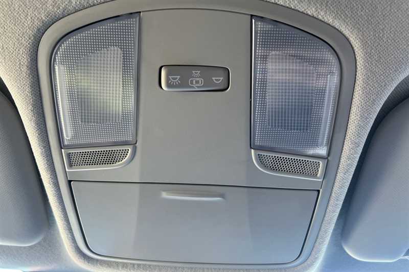 Used Kia Stonic 2021 for sale - 78120497: Photo 39