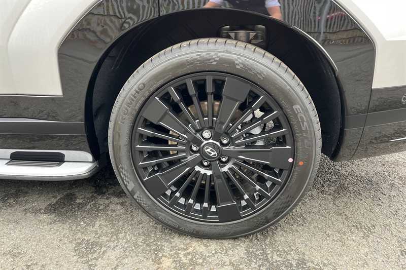 Used Hyundai Santa Fe 2025 for sale - 76806470: Photo 11