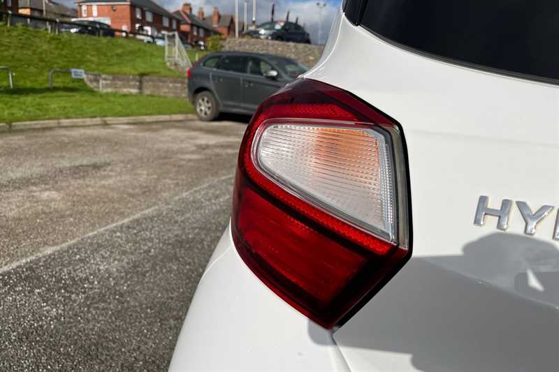 Used Hyundai i10 2022 for sale - 77728333: Photo 31