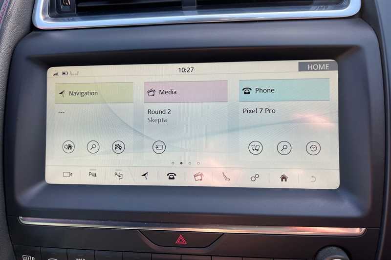 Used Jaguar E-Pace 2017 for sale - 76530199: Photo 17