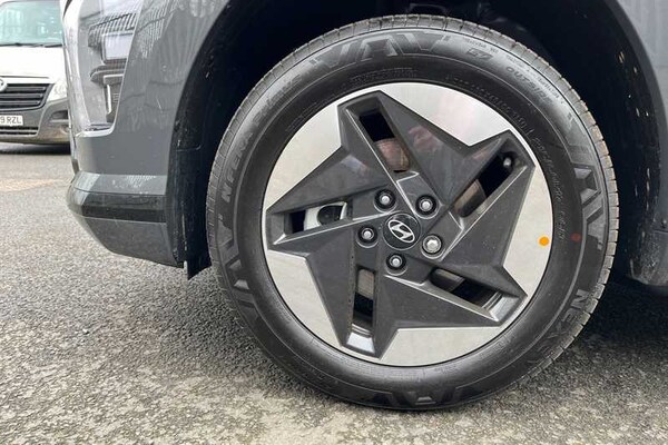 Used Hyundai KONA 2024 for sale - 74658028: Photo 9
