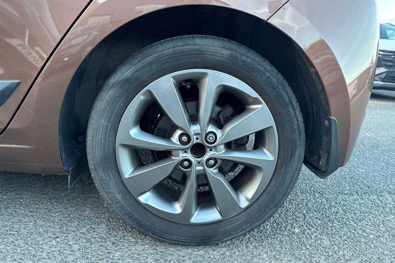 Used Hyundai i20 2016 for sale - 77895576: Photo 11