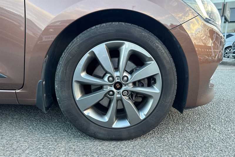 Used Hyundai i20 2016 for sale - 77895576: Photo 9