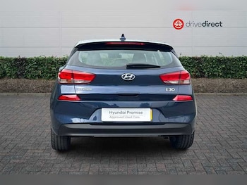 Used Hyundai i30 2017 for sale - 79003604: Photo
