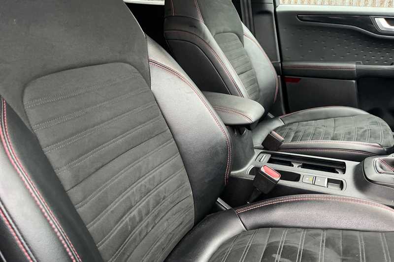 Used Ford Kuga 2021 for sale - 76938750: Photo 23