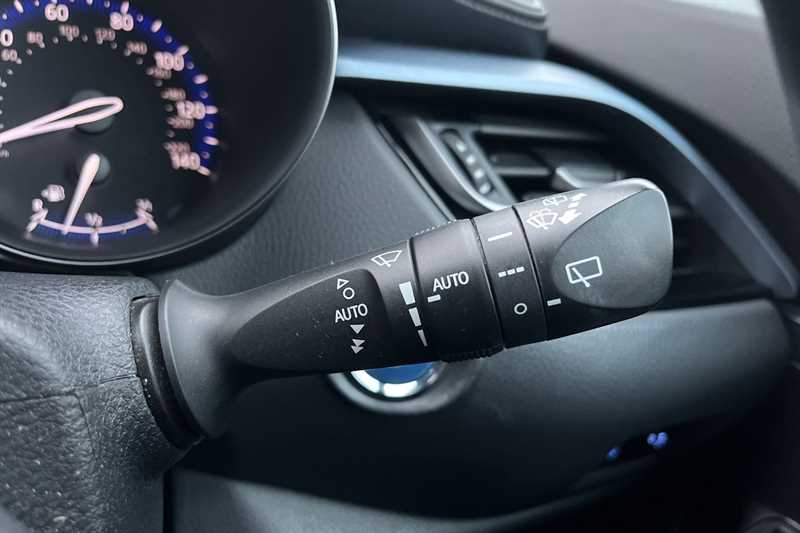 Used Toyota C-HR 2020 for sale - 77082789: Photo 39