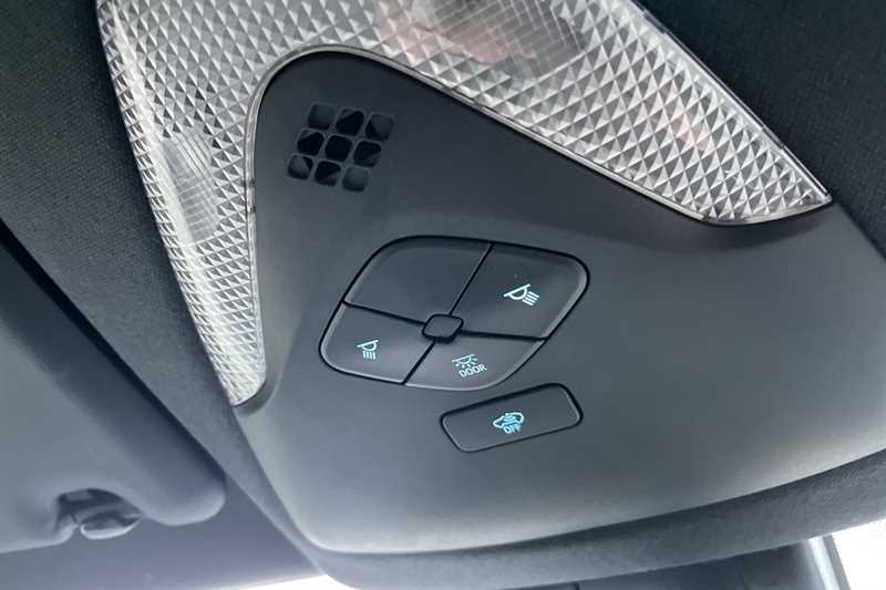 Used Toyota C-HR 2020 for sale - 77082789: Photo 46