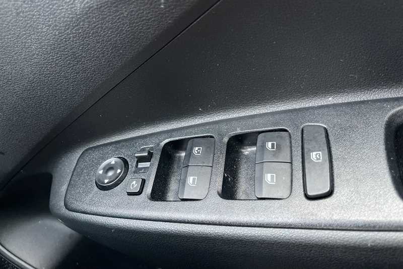 Used Hyundai i10 2024 for sale - 77309458: Photo 16