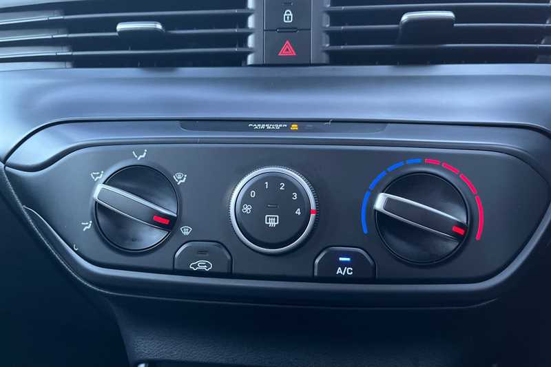 Used Hyundai i20 2021 for sale - 77828975: Photo 15