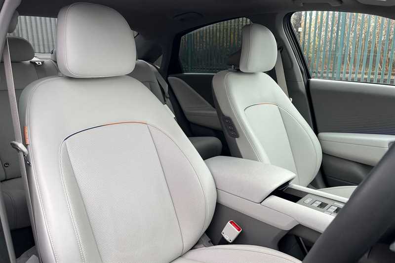 Used Hyundai IONIQ 6 2025 for sale - 77554704: Photo 23