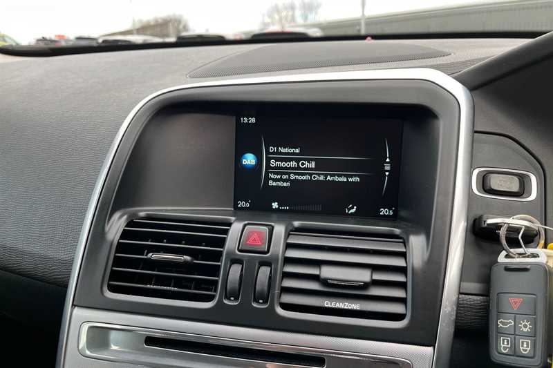 Used Volvo XC60 2016 for sale - 77648344: Photo 17