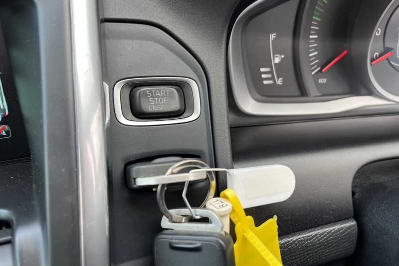 Used Volvo XC60 2016 for sale - 77648344: Photo 45