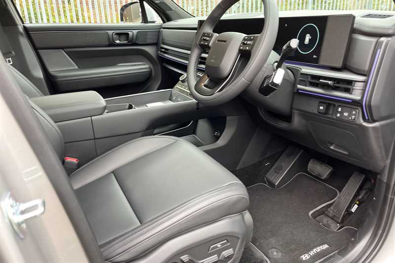 Used Hyundai Santa Fe 2025 for sale - 77362329: Photo 38