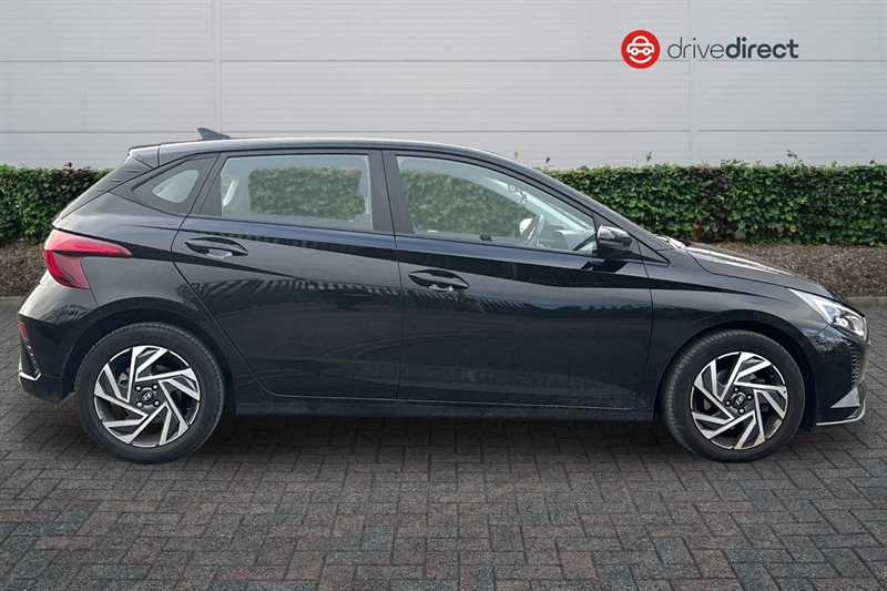Used Hyundai i20 2024 for sale - 77773759: Photo 2