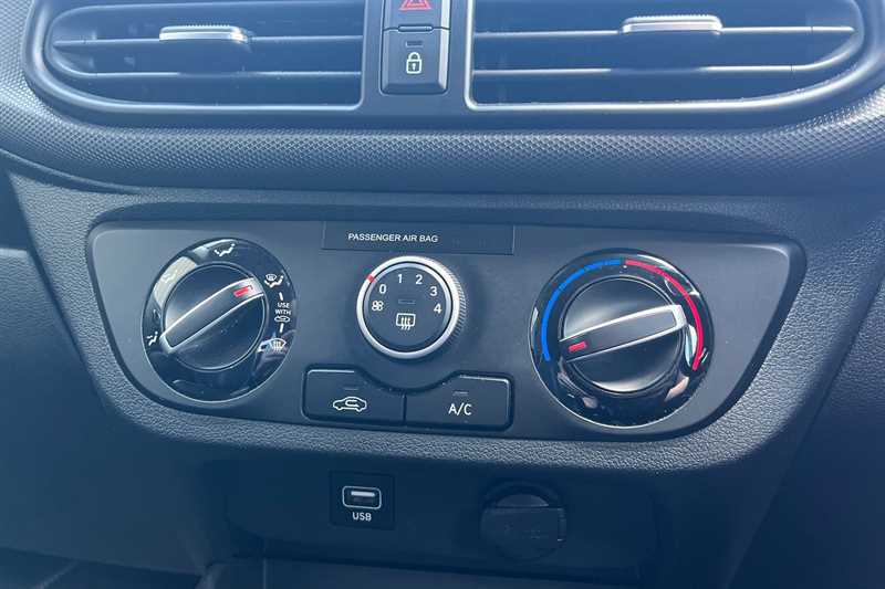 Used Hyundai i10 2022 for sale - 78221631: Photo 15