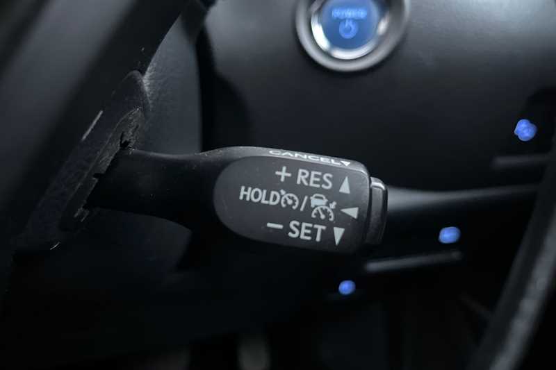 Used Toyota C-HR 2020 for sale - 77317213: Photo 41