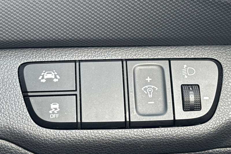 Used Hyundai IONIQ 2018 for sale - 77996748: Photo 43