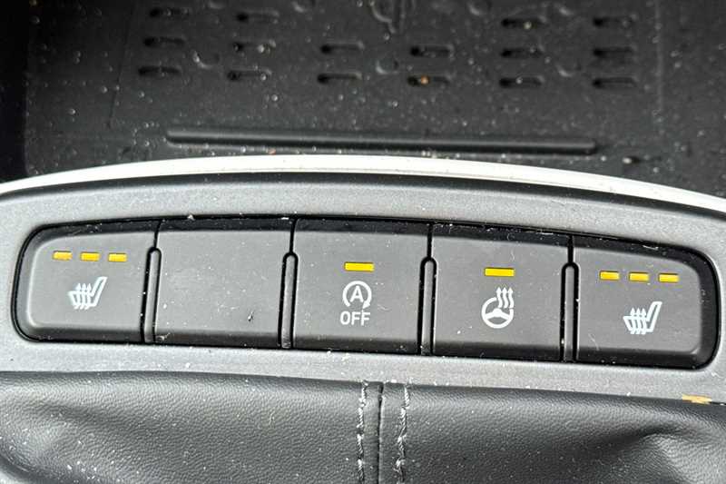 Used Hyundai i10 2023 for sale - 77316895: Photo 39